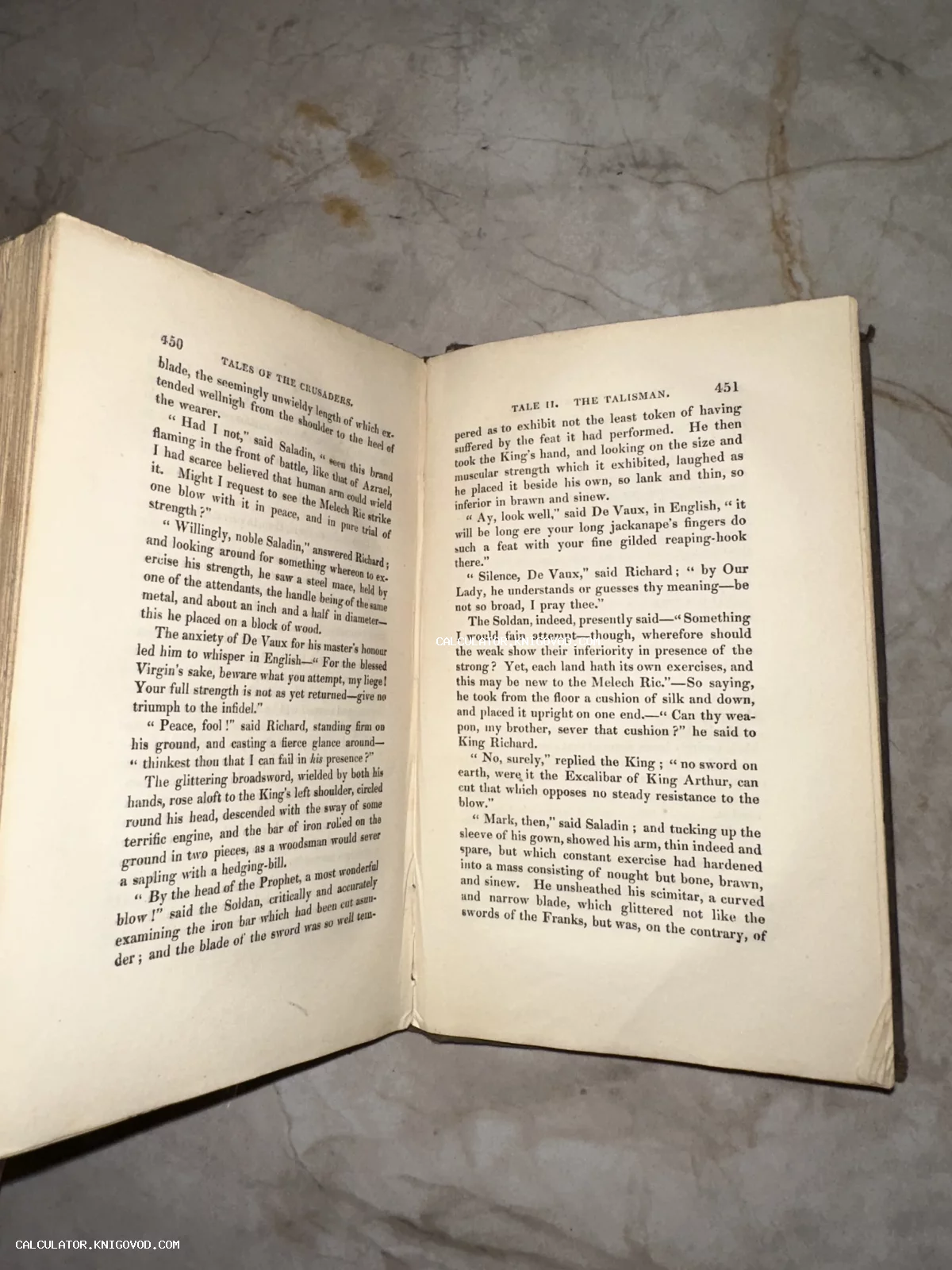 Разворот старинной книги на английском языке с текстом из серии «Tales of the Crusaders» на пожелтевшей бумаге.