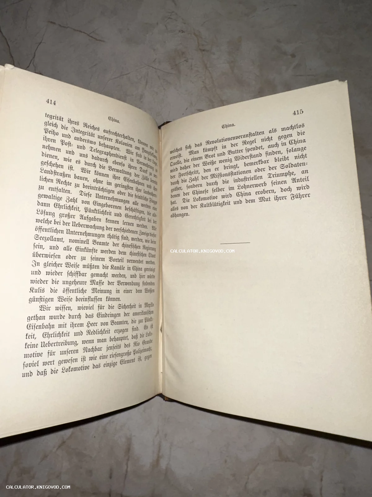 Разворот антикварной книги на немецком языке с готическим шрифтом, страницы 414 и 415, заголовок China.