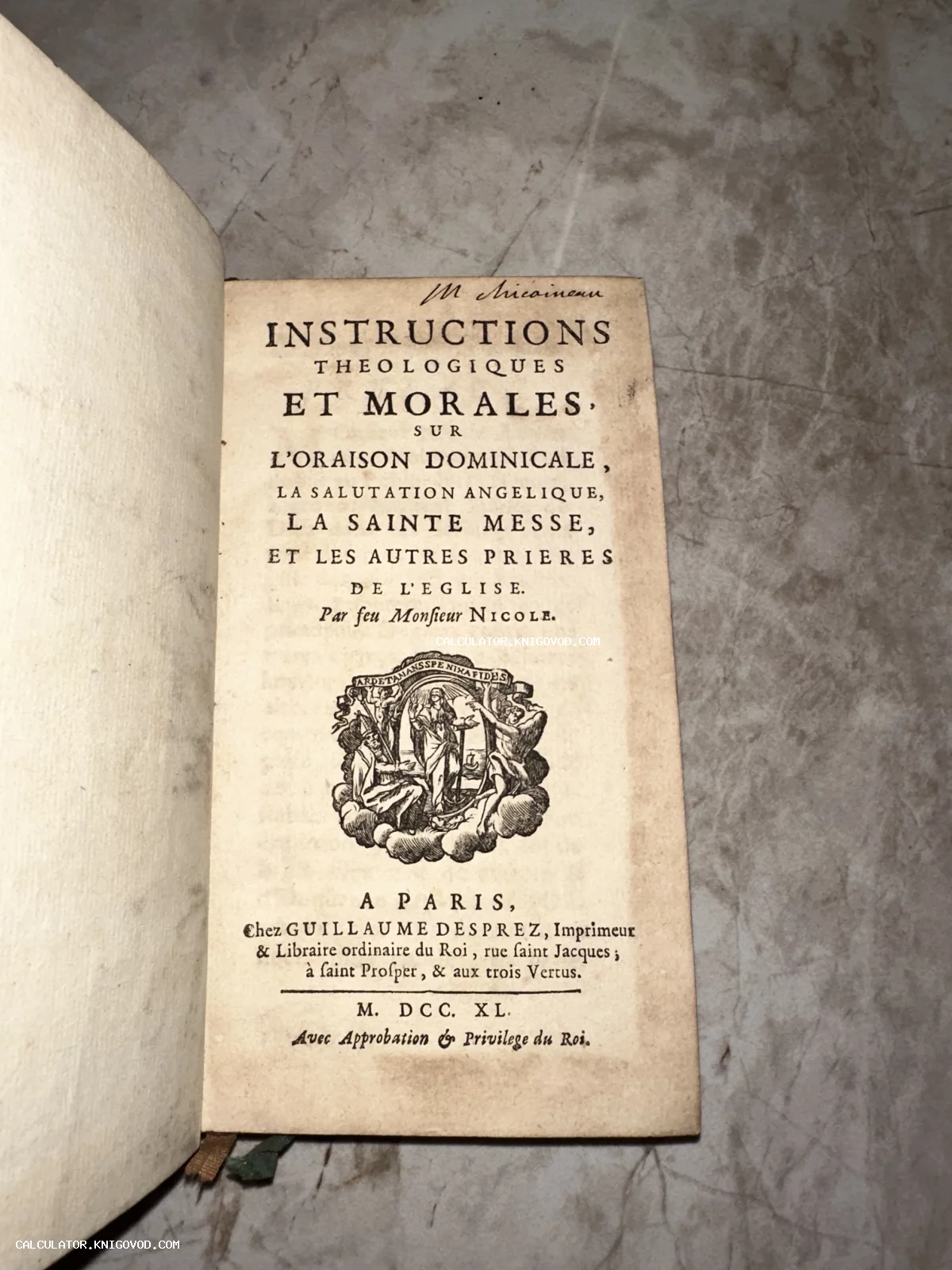 Титульный лист старинной французской книги 1740 года издания с аллегорической гравюрой и типографским текстом.