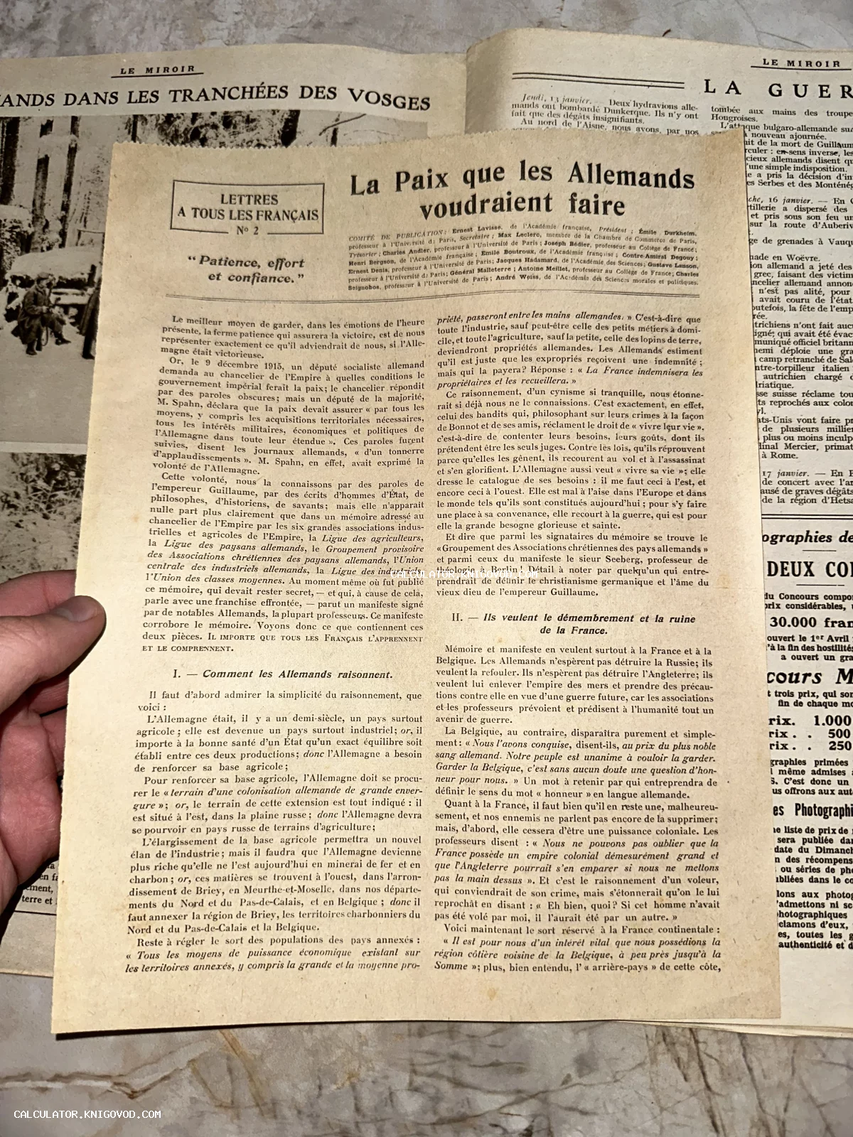 Старинный лист французской газеты Le Miroir с заголовком о планах Германии в Первой мировой войне.