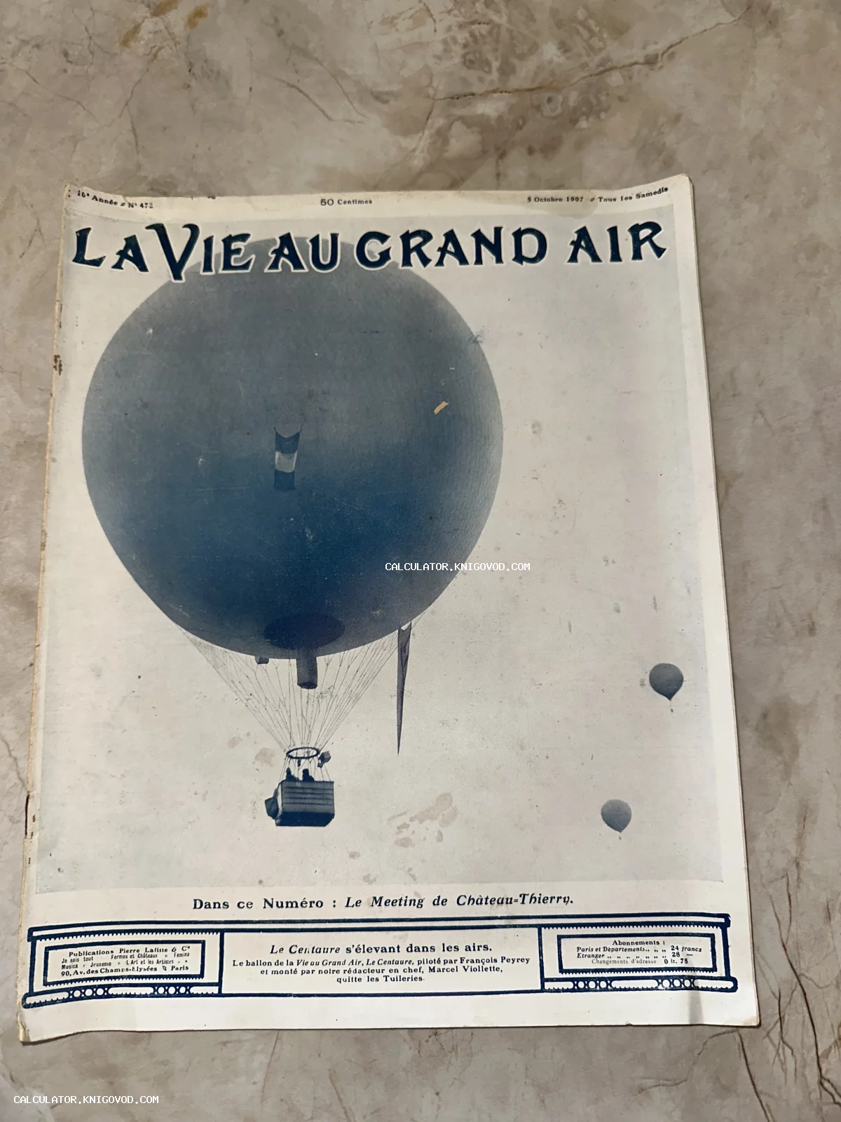 Обложка старинного французского журнала La Vie au Grand Air с изображением огромного воздушного шара «Кентавр» в небе.
