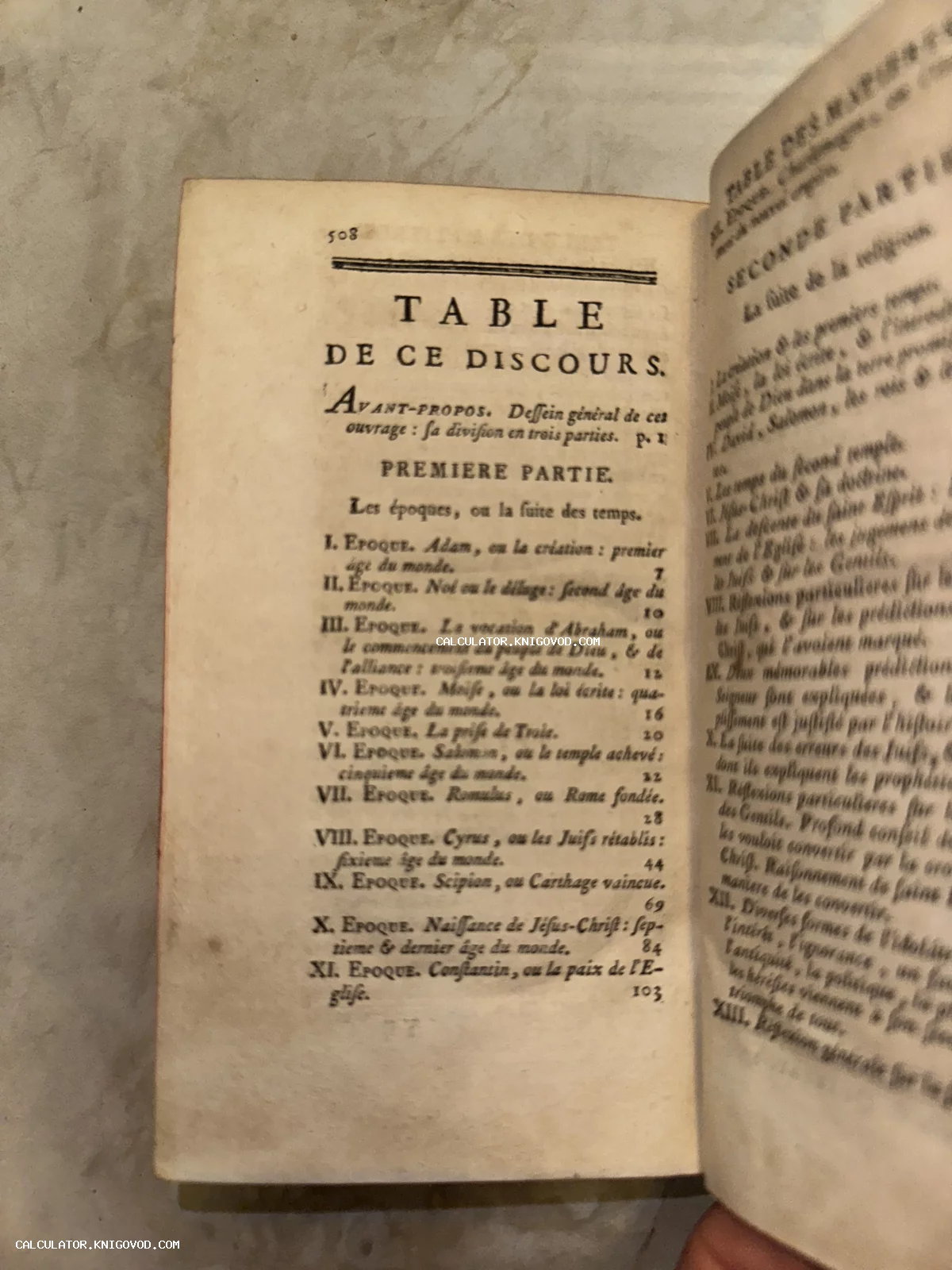 Разворот антикварной книги на французском языке с оглавлением, перечисляющим исторические эпохи от Адама до Константина.