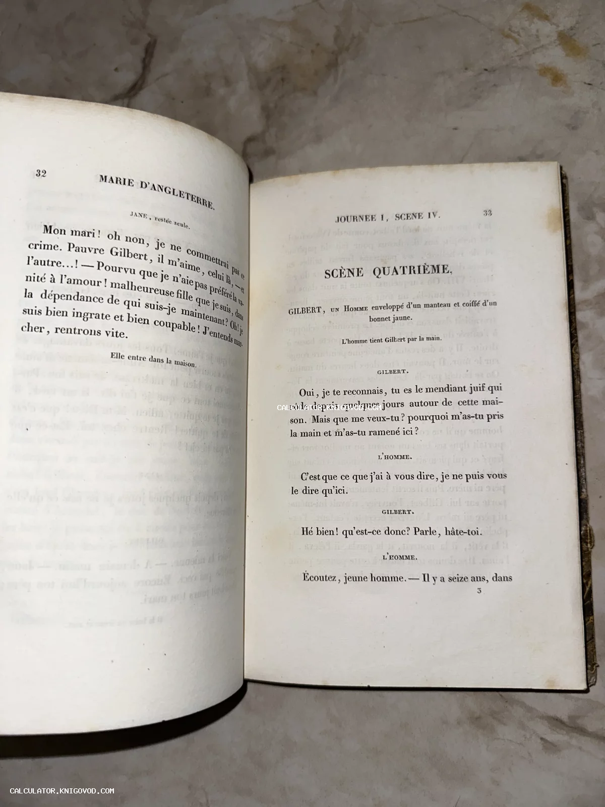 Разворот антикварной книги на французском языке с текстом Marie d'Angleterre, страницы тридцать два и тридцать три.
