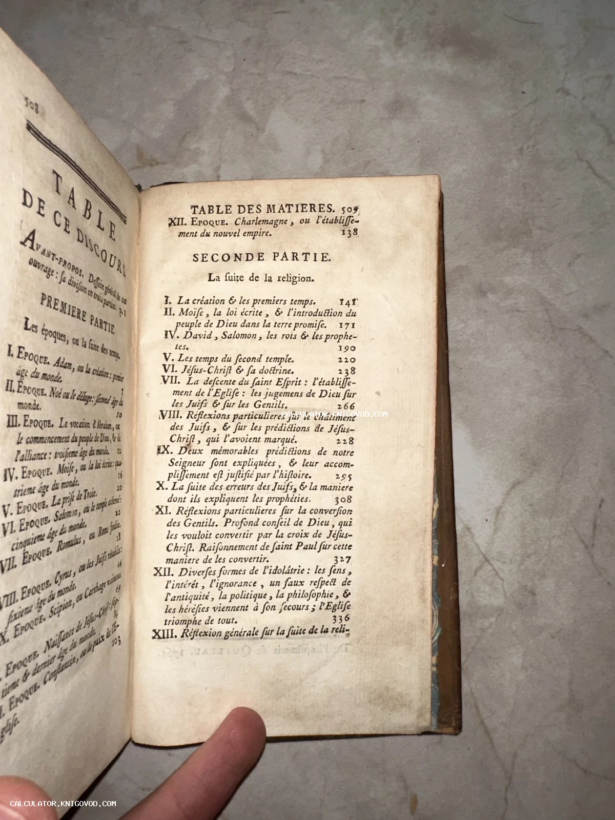 Разворот антикварной книги на французском языке, открытый на странице с оглавлением второй части под заголовком Seconde Partie: La suite de la religion.